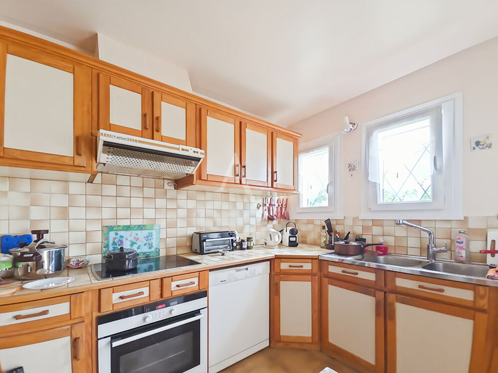 Maison Oinville 8 pièces, 171 m², 930 m² de parcelle