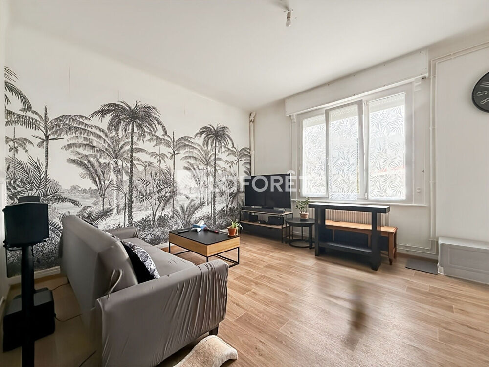Appartement Calais nord 1 chambre avec cour