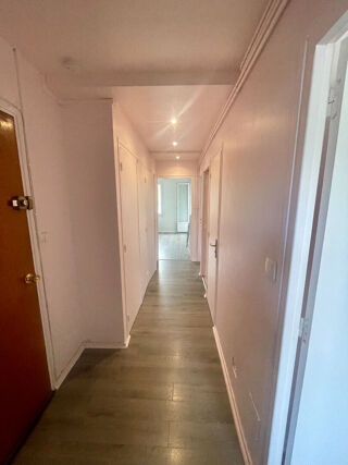  Appartement à louer 3 pièces 53 m²