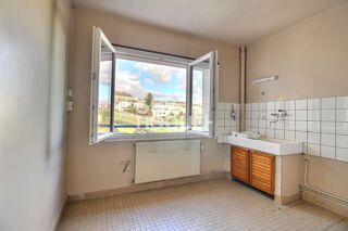  Appartement � vendre 5 pi�ces 85 m�