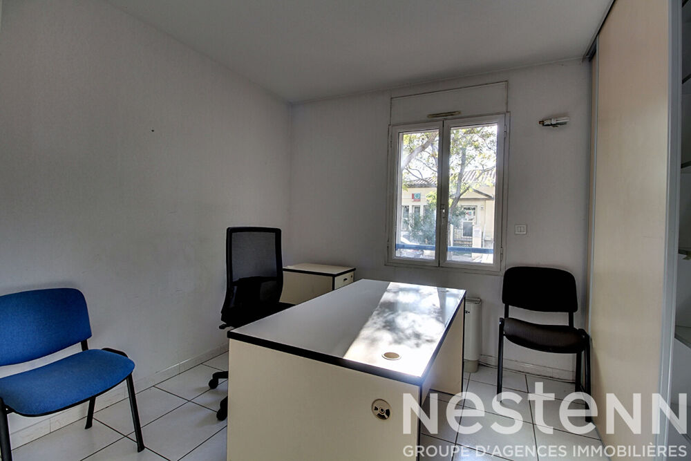 À VENDRE - LOCAUX PROFESSIONNELS / BUREAUX 93m² - DRAGUIGNAN CENTRE-VILLE avec possibilité de changement de destination