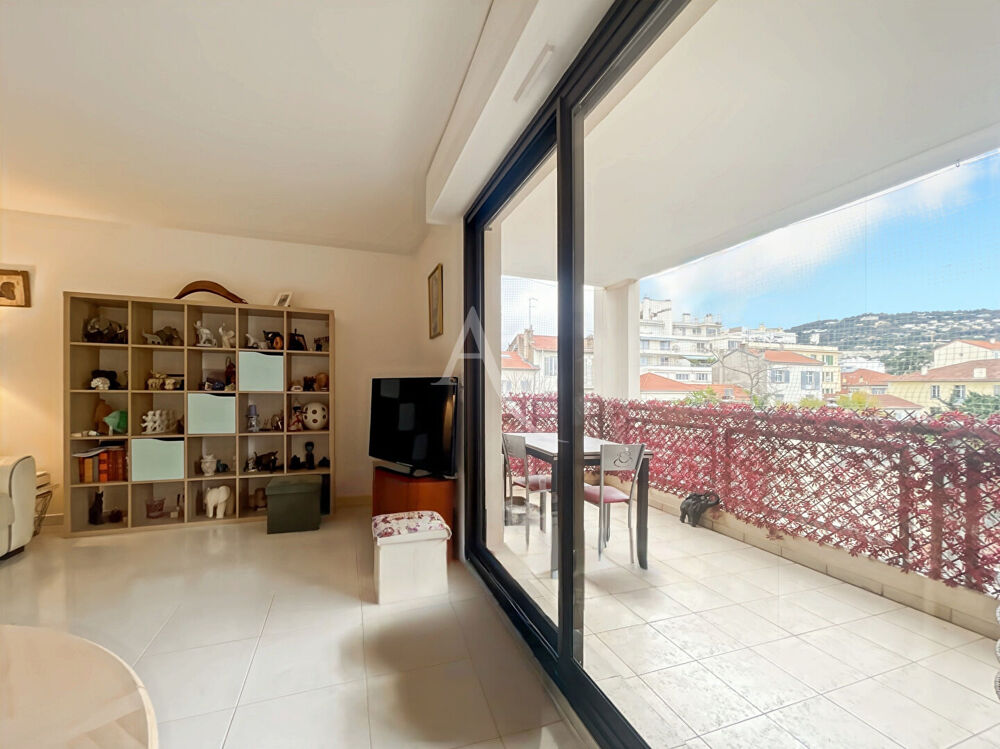 Vente Appartement 2 P Cannes Centre avec grande terrasse Cannes