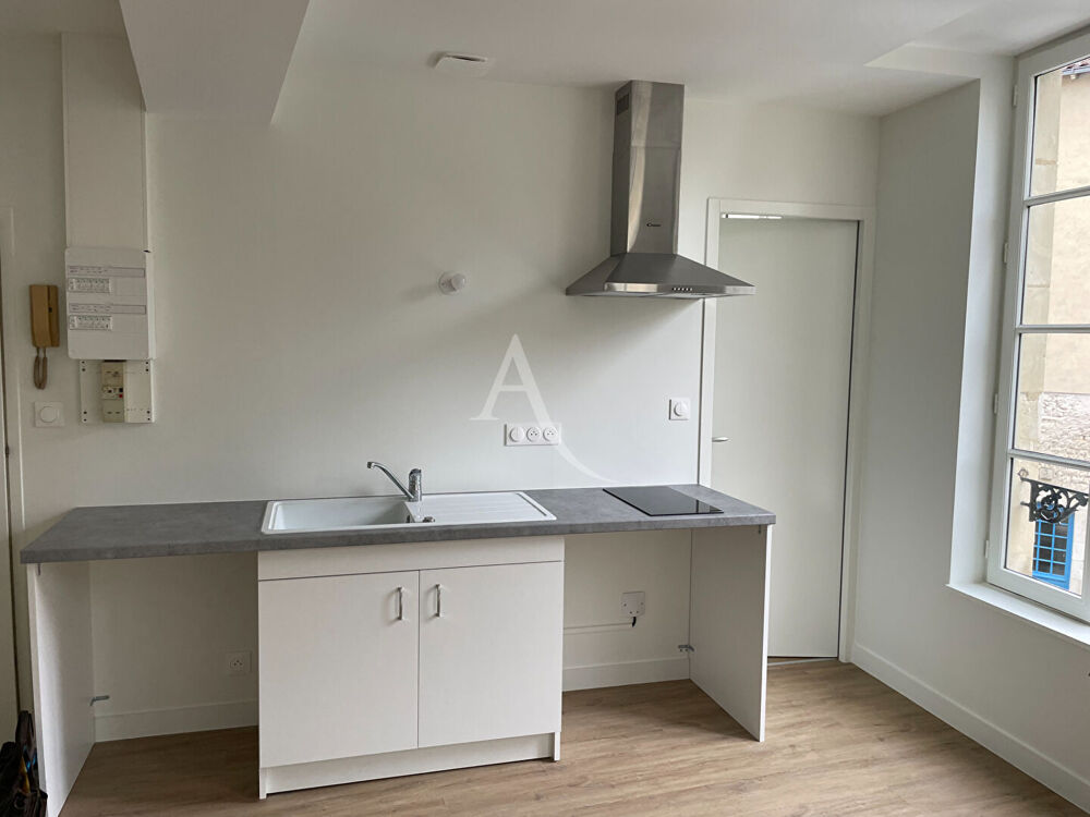 Location Appartement Appartement Fontenay Le Comte 1 pièce(s) 28.87 m2 Fontenay le comte