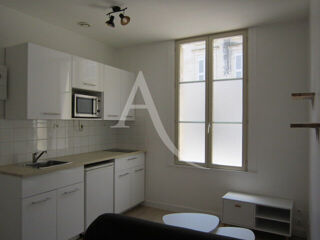  Appartement à louer 2 pièces 27 m²