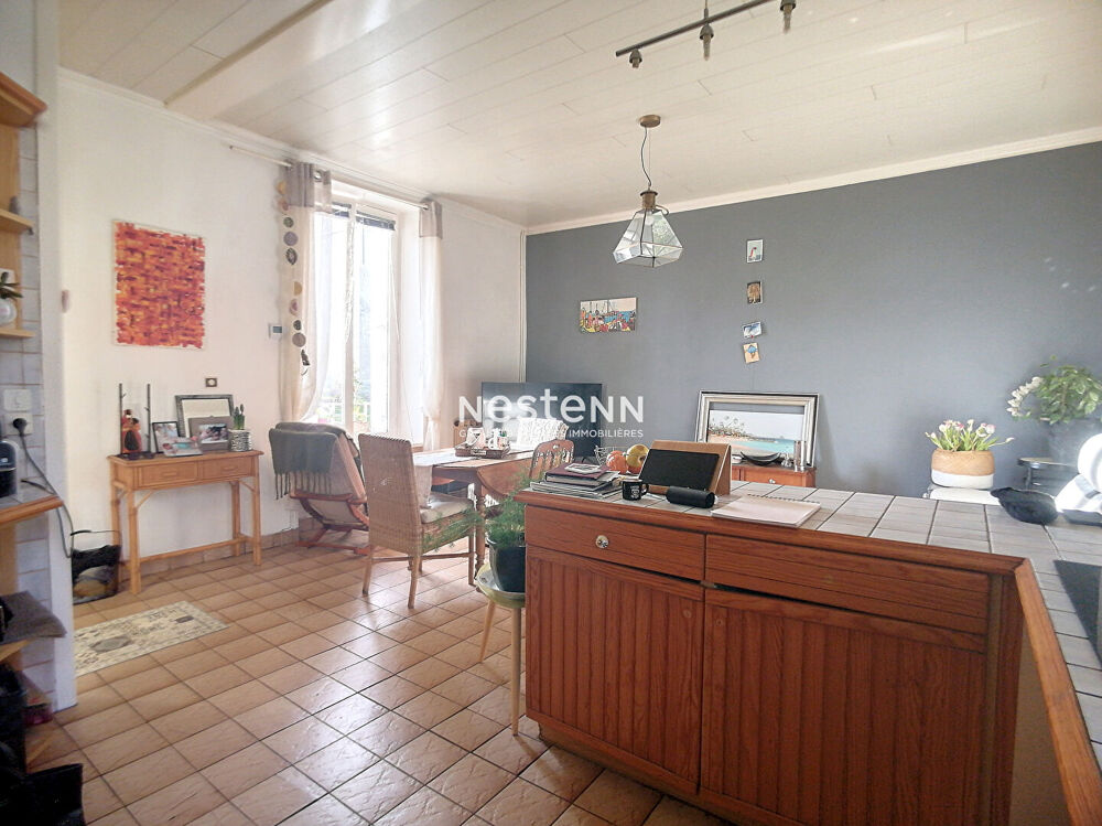 Vente Maison Maison en pierre de 77m², 3 chambres proche commodités à pied. Quimperle