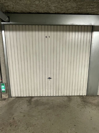  Parking / Garage  louer 12 m