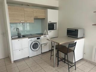  Appartement à louer 1 pièce 33 m²
