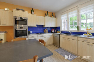  Immeuble � vendre 15 + pi�ces 650 m�