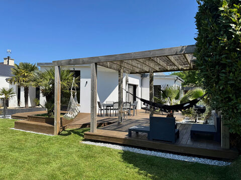   EXCEPTIONNEL A BEG MEIL- Maison contemporaine 4 chambres de  plain pied. Maison - 7 pice(s) - 137 m