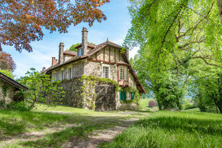  Maison à vendre 12 pièces 384 m²