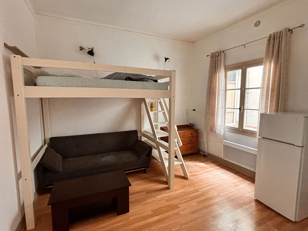 Location Appartement NIMES CENTRE - T2 MEUBLÉ DE 36 M2 Nimes