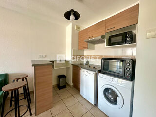  Appartement à louer 2 pièces 32 m²
