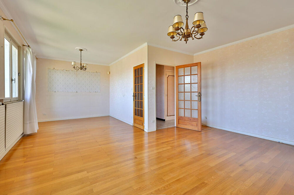 Maison de 143 m2 , au calme sur un terrain clos