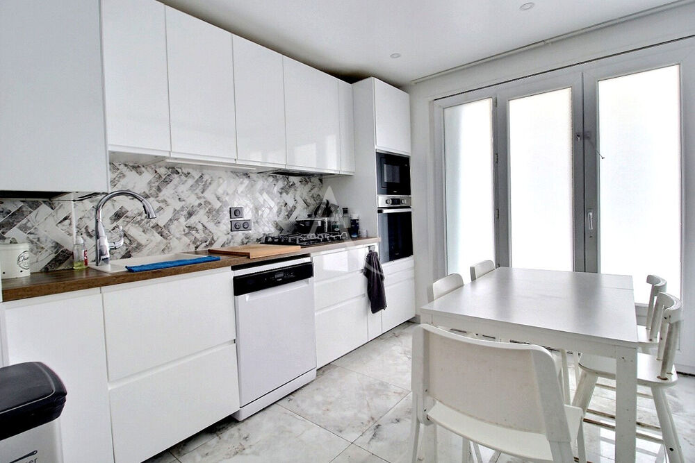 Appartement 5 pièces 103 m² Maurepas Centre