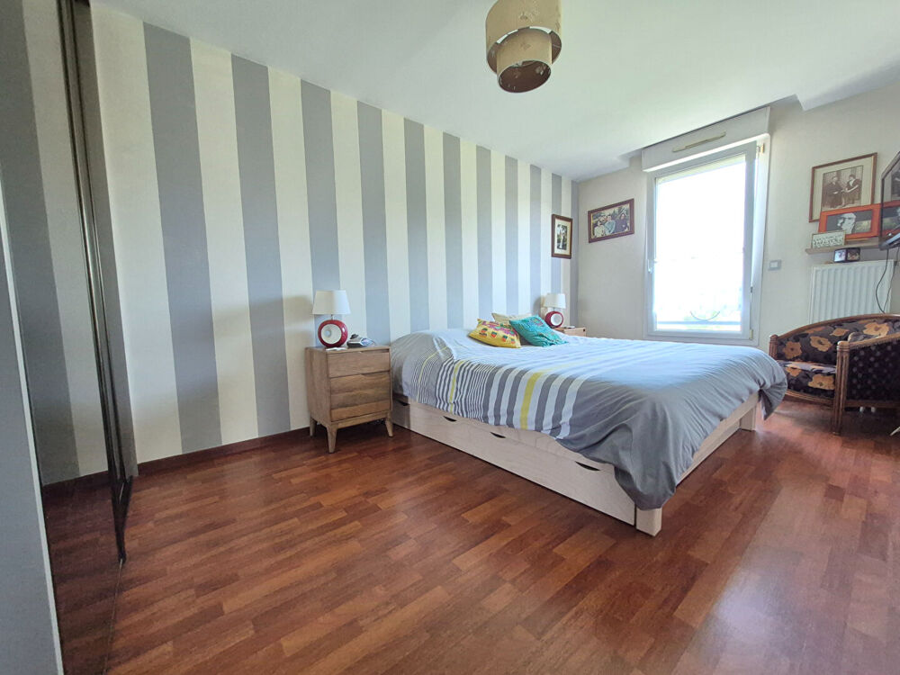 Vente Appartement Appartement de standing, terrasse, double garage fermé Haubourdin