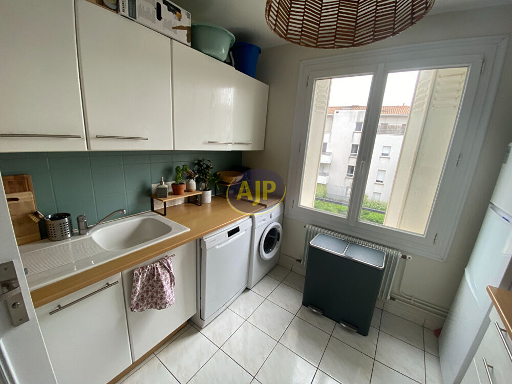 Location Appartement Appartement T3 de 65m²  Mérignac centre + CAVE Merignac