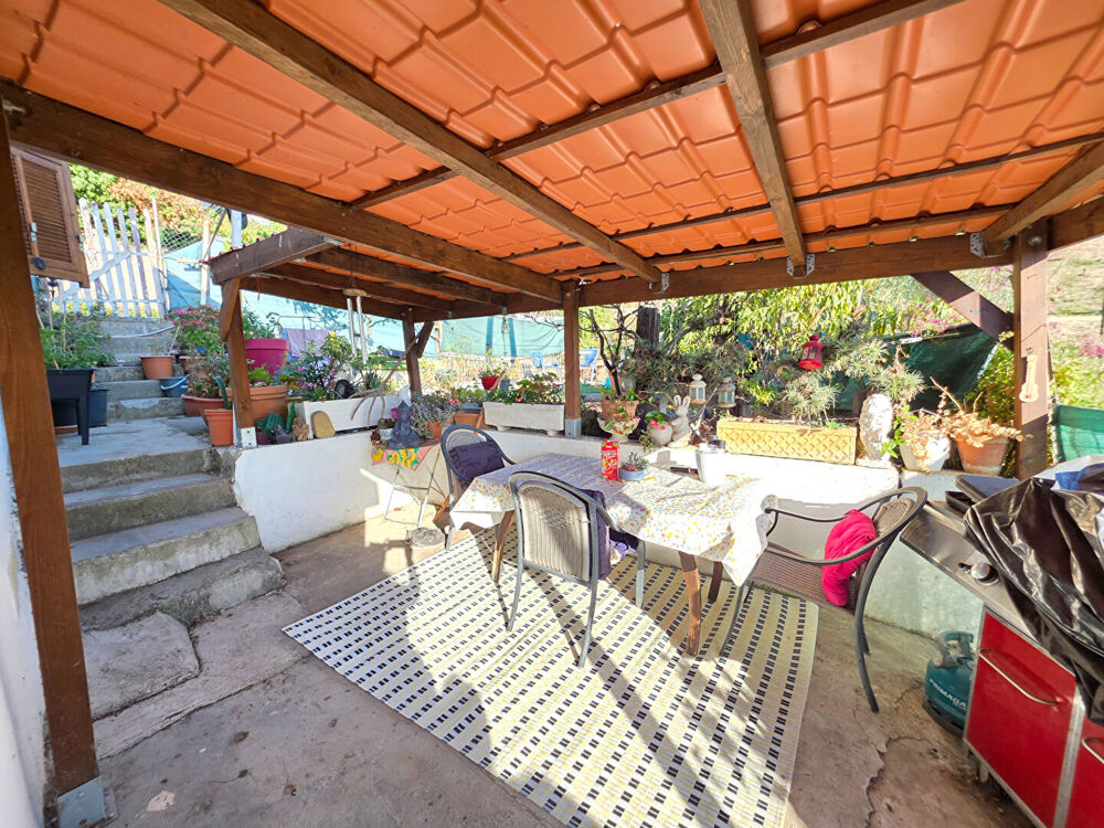 Appartement de 3 pièces Dans maison composée de 2 lots à vendre à Saint-Laurent-de-Var .