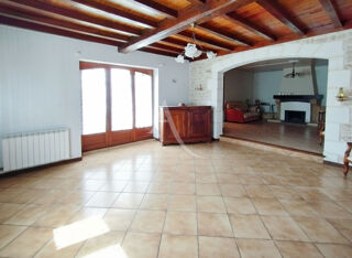  Maison à vendre 8 pièces 242 m²