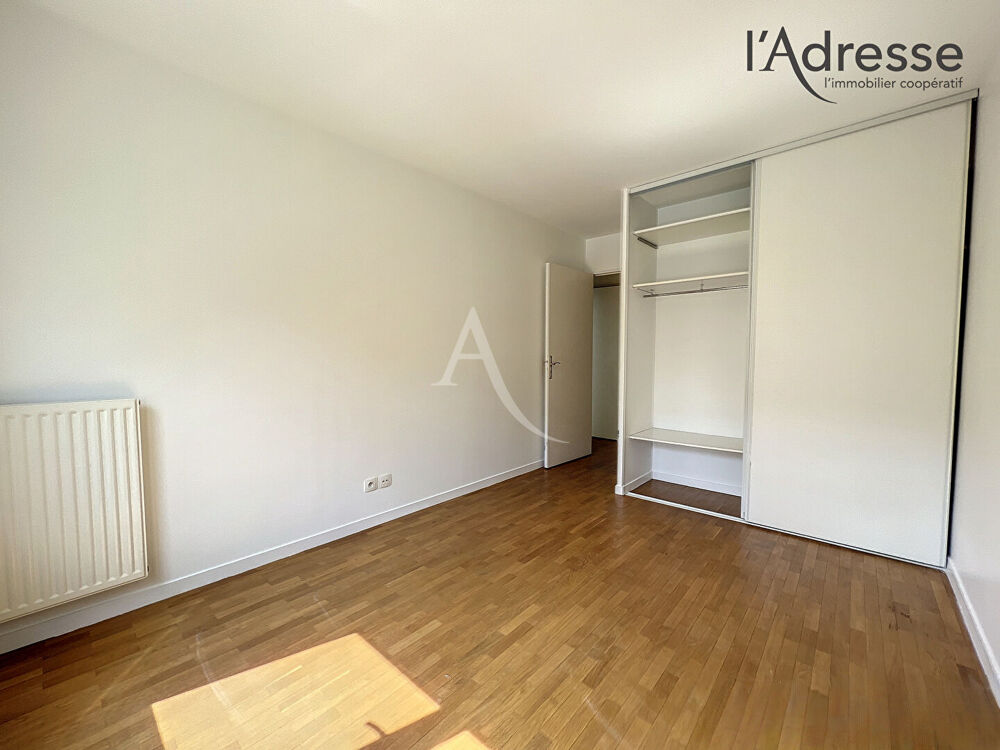Location Appartement PUTEAUX/ Pierre Curie Appartement 2 pièces - 1 BOX - 1 Cave Puteaux