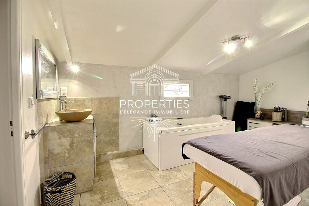 � vendre  Maison La Londe-les-Maures (83250)