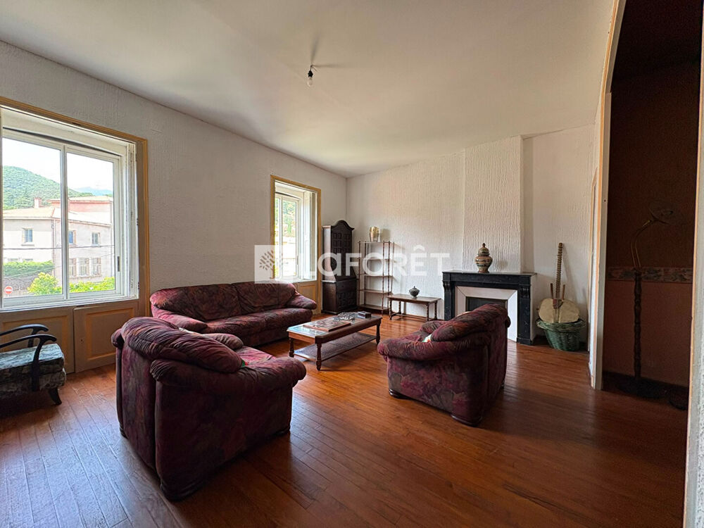 Appartement 5 pièces 145 m² · à Arles sur Tech · 145 m² · 90 000 €