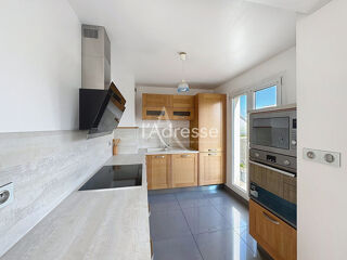  Appartement  vendre 4 pices 83 m