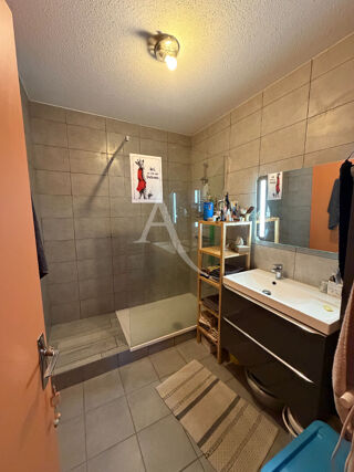  Appartement à louer 2 pièces 62 m²
