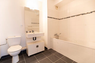  Appartement � vendre 4 pi�ces 80 m�