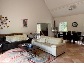  Maison � vendre 7 pi�ces 220 m�