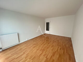  Appartement � louer 3 pi�ces 75 m�