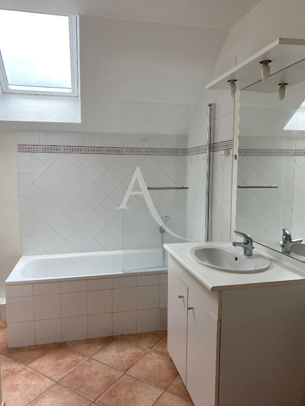 Location Maison Appartement VITRY AUX LOGES   4 pièce(s)   76 m2 Vitry aux loges
