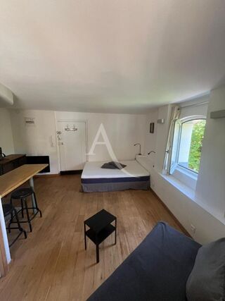  Appartement à louer 1 pièce 19 m²