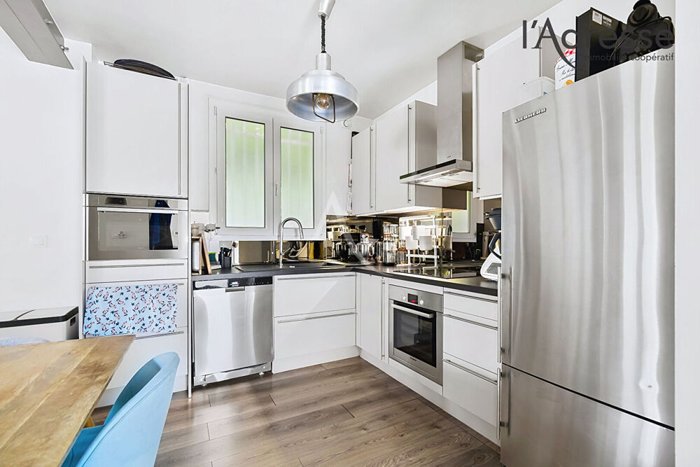 Vente Maison Quartier Liberté - Élégante maison familiale de 103m² (127m² au sol) avec terrasse de 16m² et garage Suresnes