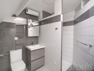  Appartement à louer 3 pièces 61 m²
