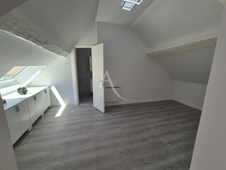  Appartement à louer 2 pièces 59 m²