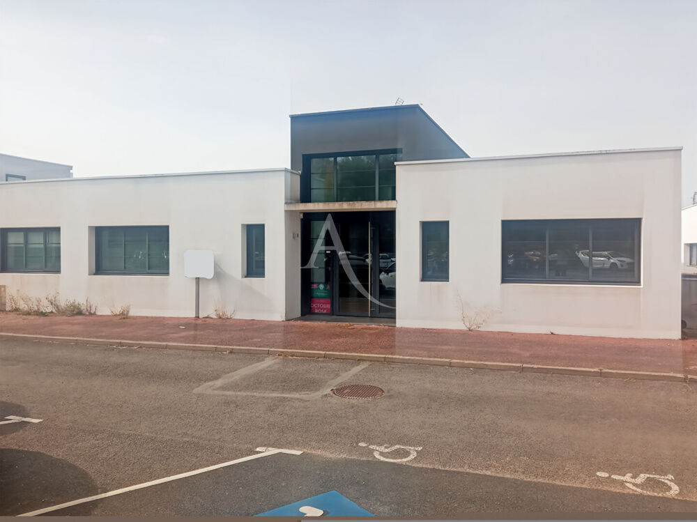   Challans, Bureaux/Local à louer de 34.49 m² 