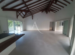  Maison à louer 4 pièces 134 m²