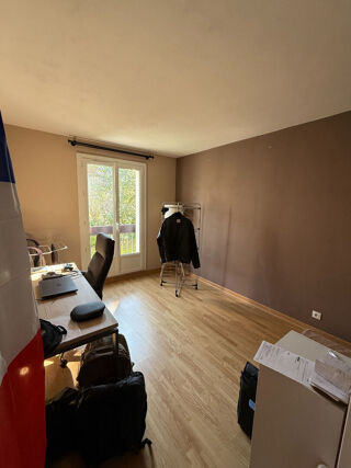  Appartement à louer 3 pièces 68 m²