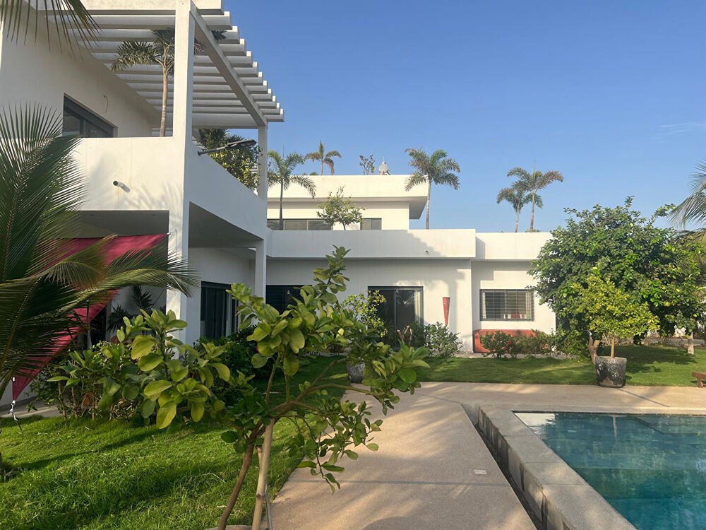 Vente Maison Villa de prestige à Saly - 4 suites, piscine à débordement & parc arboré de 1 500 m² Saly (Senegal)