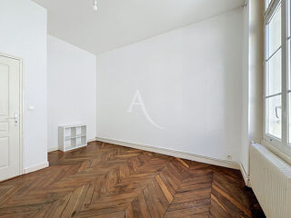  Appartement à louer 3 pièces 60 m²