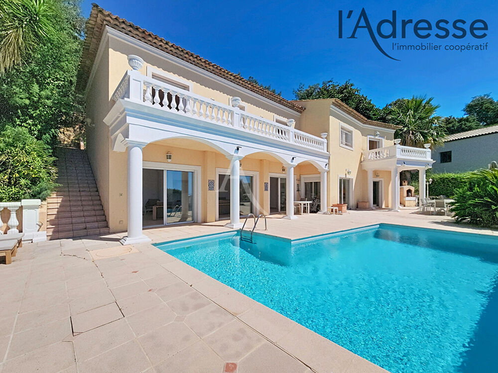 Villa d'exception sur les hauteurs de Mandelieu !