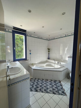  Maison � vendre 6 pi�ces 150 m�