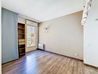  Appartement à louer 2 pièces 58 m²
