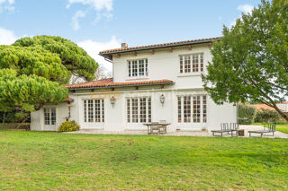  Villa � vendre 7 pi�ces 221 m�