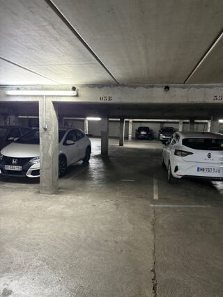  Parking / Garage � louer 10 m�