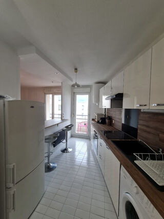  Appartement à louer 2 pièces 47 m²