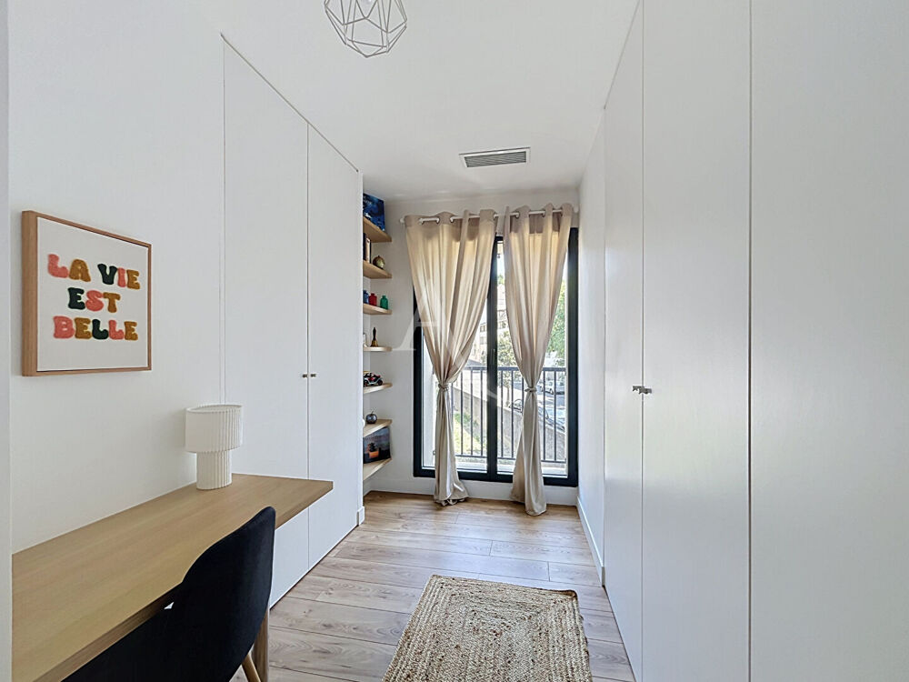 Vente Appartement Billère Centre - Appartement T3 triplex avec jardin privatif et stationnement Billere
