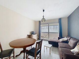  Appartement à louer 2 pièces 47 m²