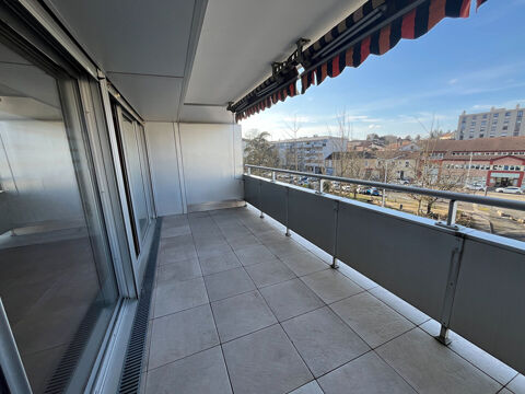   A vendre Bourg en Bresse, Appartement  4 pi�ce(s) 111 m2, cave et garage Appartement - 4 pi�ce(s) - 111 m�