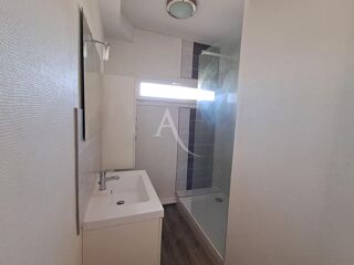  Appartement à louer 3 pièces 63 m²